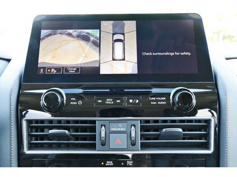 2024 Nissan Armada Platinum