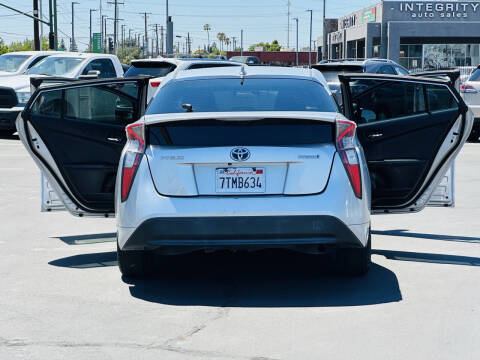 2016 Toyota Prius Two