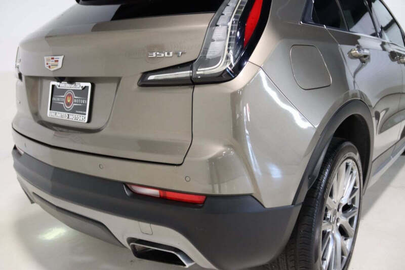 2020 Cadillac XT4 Premium Luxury