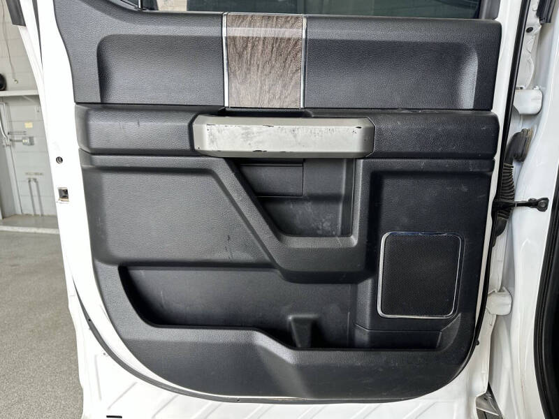 2019 Ford F-350 Super Duty Lariat