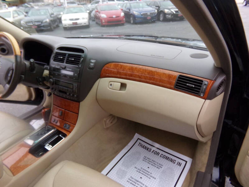 2005 Lexus LS 430