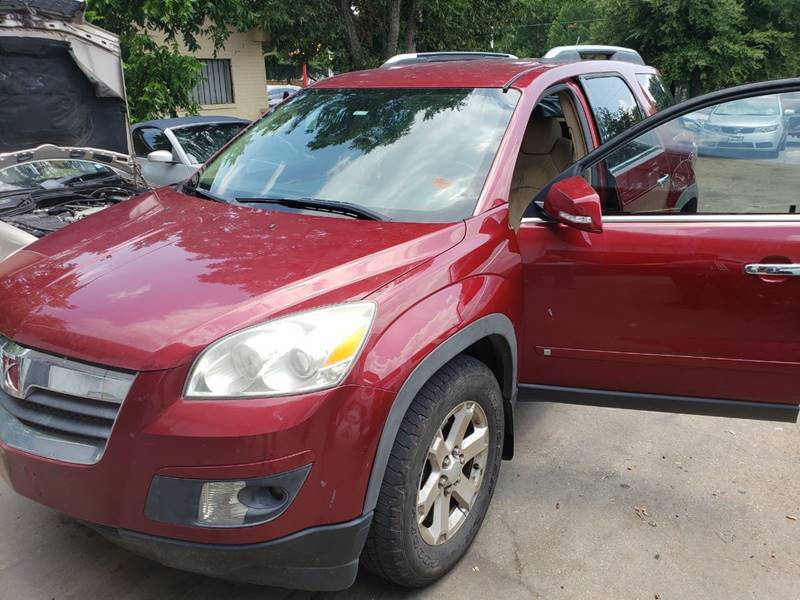 Red 2008 Saturn Outlook XR XR 4dr SUV 1