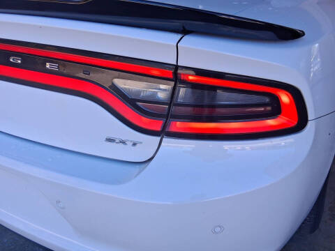 2018 Dodge Charger SXT Plus