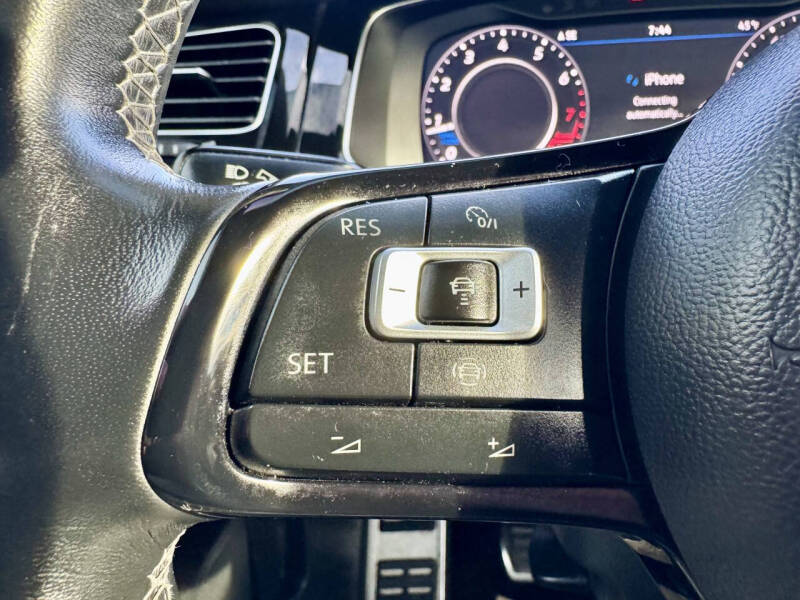 2019 Volkswagen Golf R 4Motion