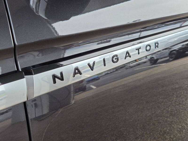2025 Lincoln Navigator Reserve