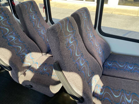 2005 Ford E-Series E-450 SD