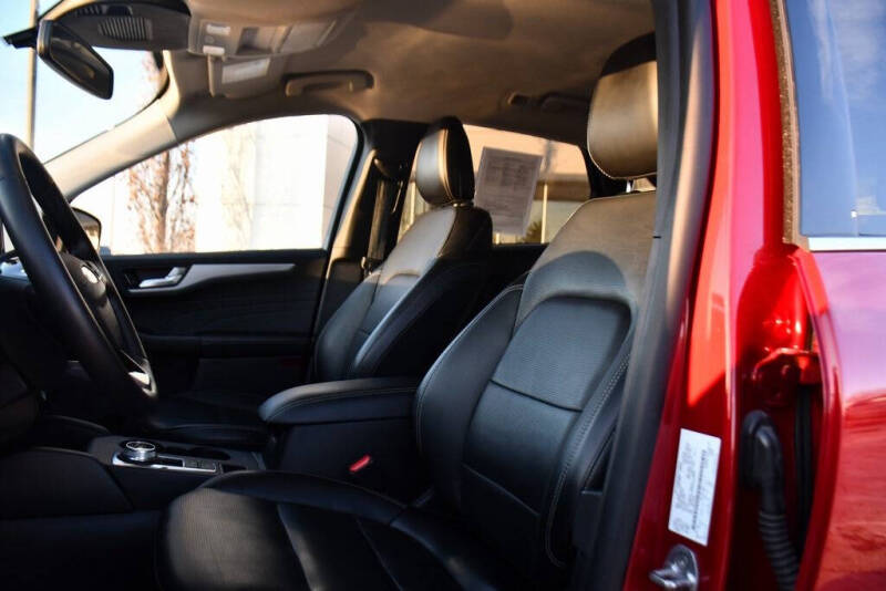 2024 Ford Escape Platinum