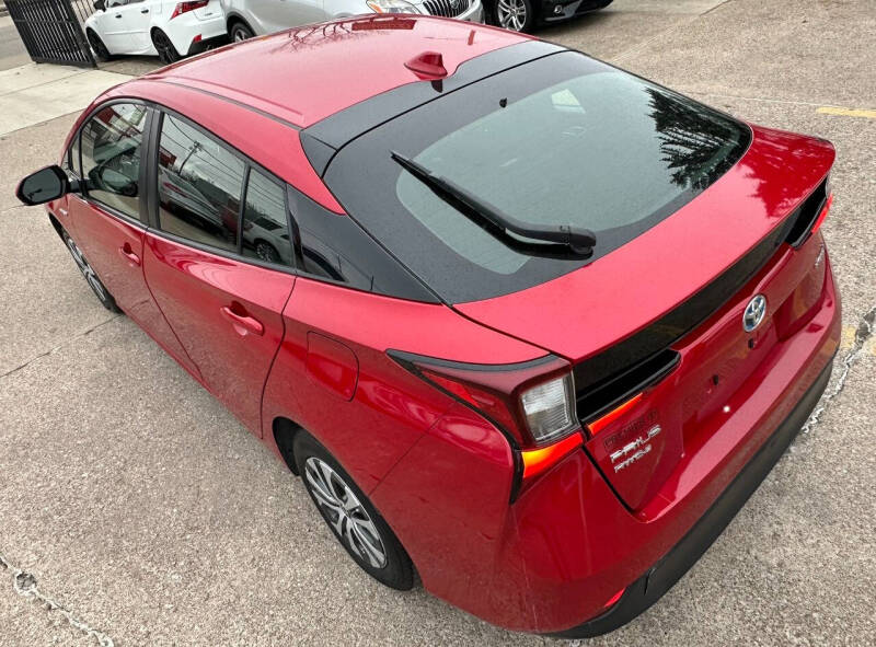 2019 Toyota Prius LE AWD-e