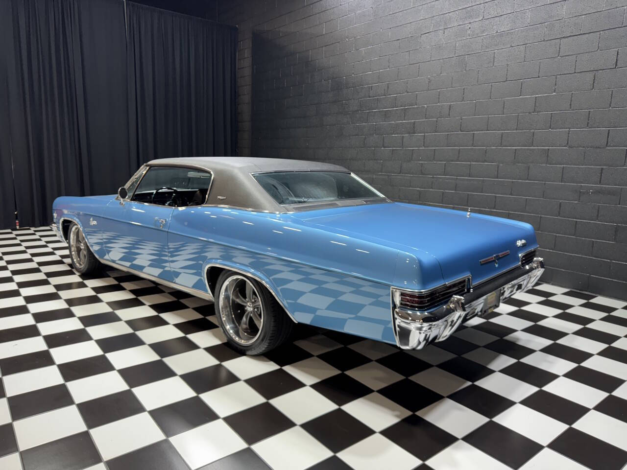 1966 Chevrolet Caprice 11
