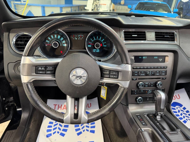 2013 Ford Mustang V6