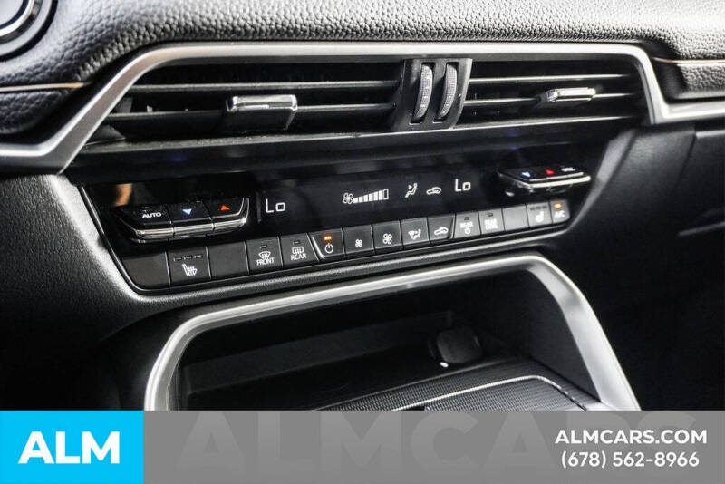 2025 Mazda CX-70 Plug-in Hybrid Premium