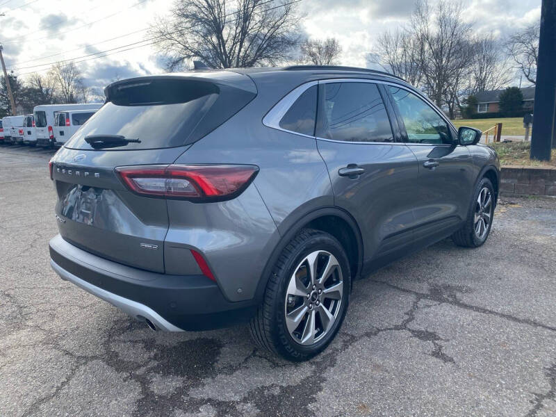 2023 Ford Escape Hybrid Platinum