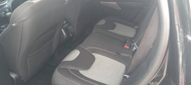 2017 Jeep Cherokee Sport