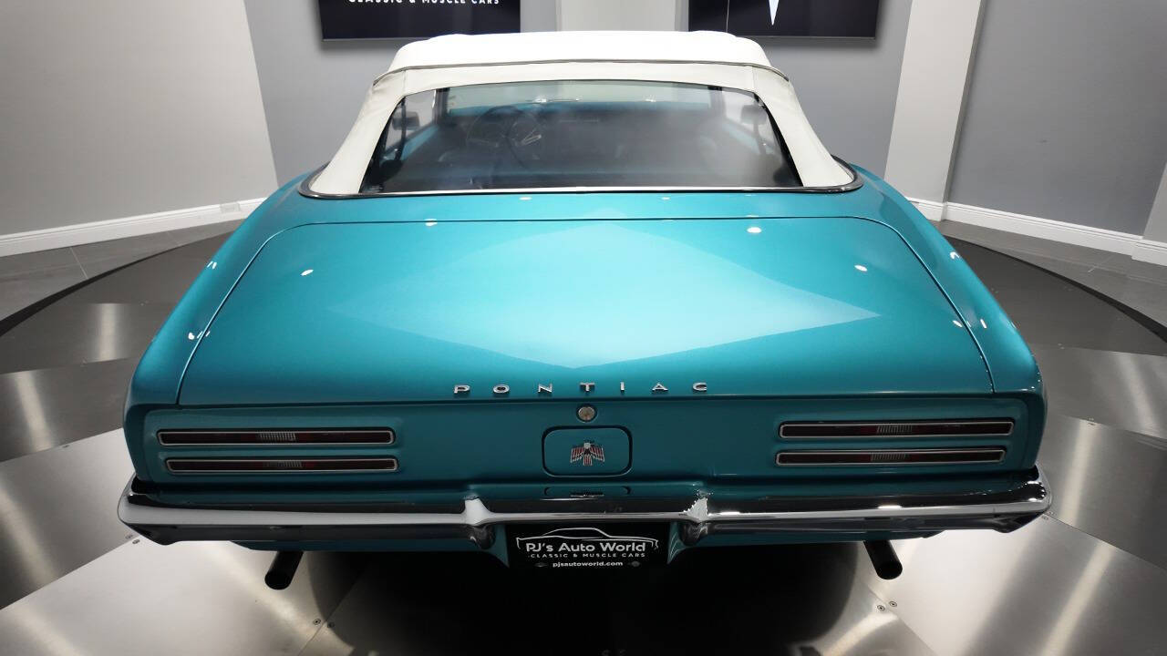 1968 Pontiac Firebird 23