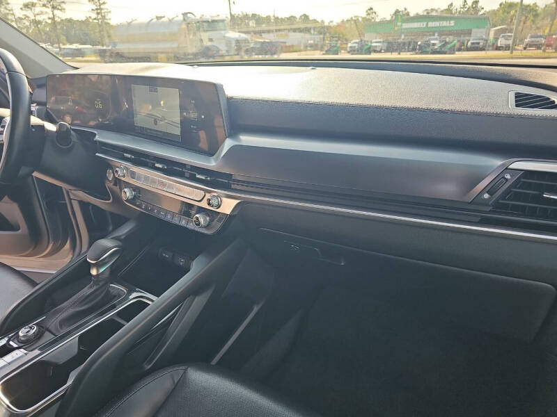 2023 Kia Telluride LX