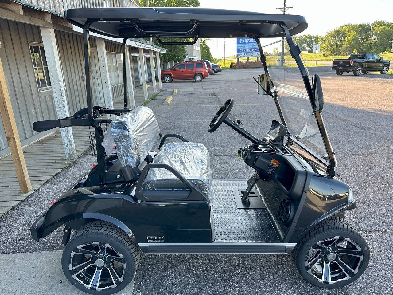 2024 Evolution Classic 2 Plus for sale at Midwest EV in Lawton, IA