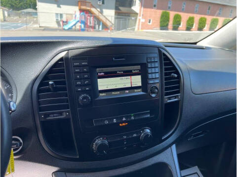 2017 Mercedes-Benz Metris