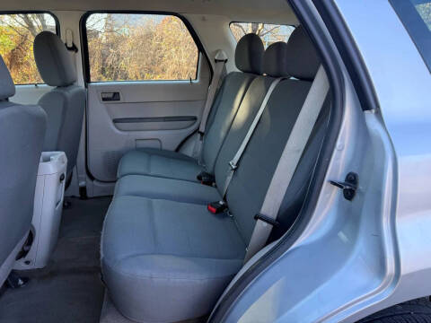 2011 Ford Escape XLS