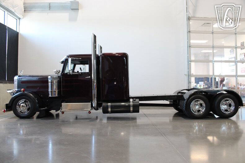 1965 Petebilt Mini Big-Rig