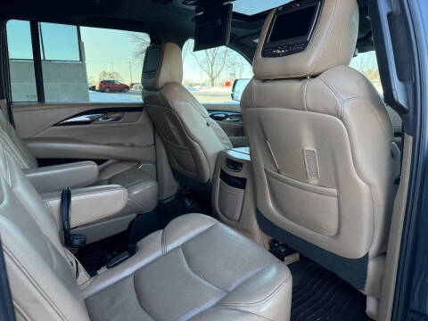 2019 Cadillac Escalade ESV Platinum
