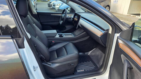 2023 Tesla Model Y Performance