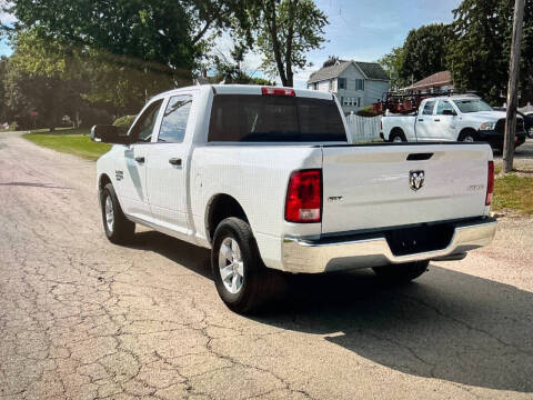2023 RAM 1500 Classic SLT