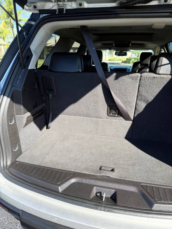 2009 Saturn Outlook XR