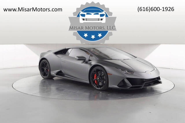 2023 Lamborghini Huracan EVO's photo