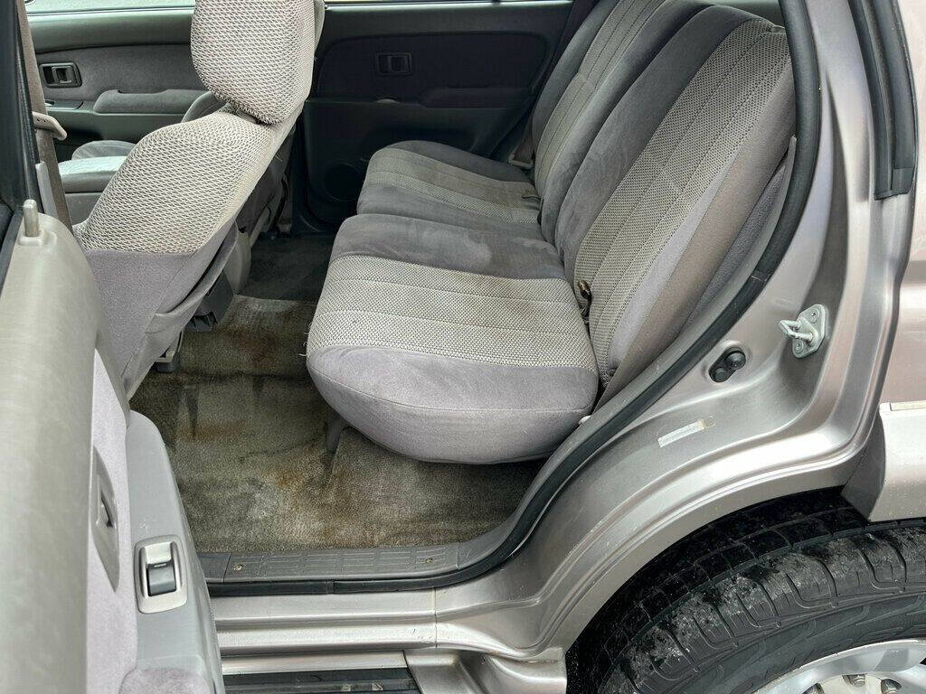 2002 Toyota 4Runner 63