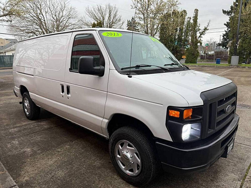 2013 Ford E-Series E-250