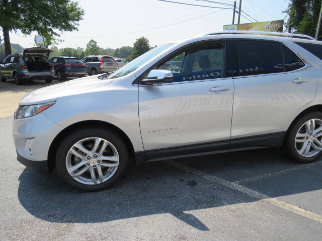 2019 Chevrolet Equinox for sale at Colbert's Auto Outlet in Hickory, NC