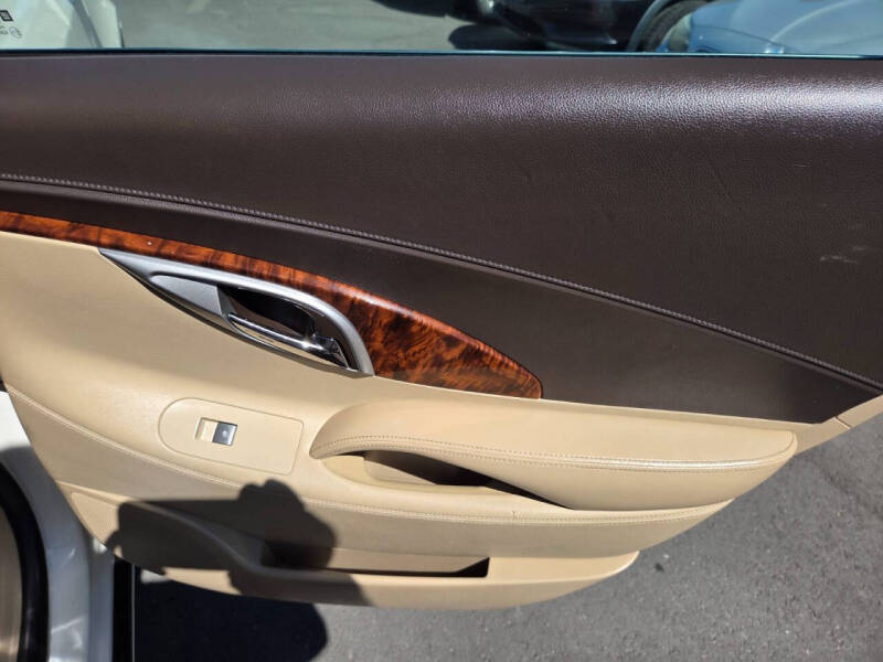 2012 Buick LaCrosse Premium 2