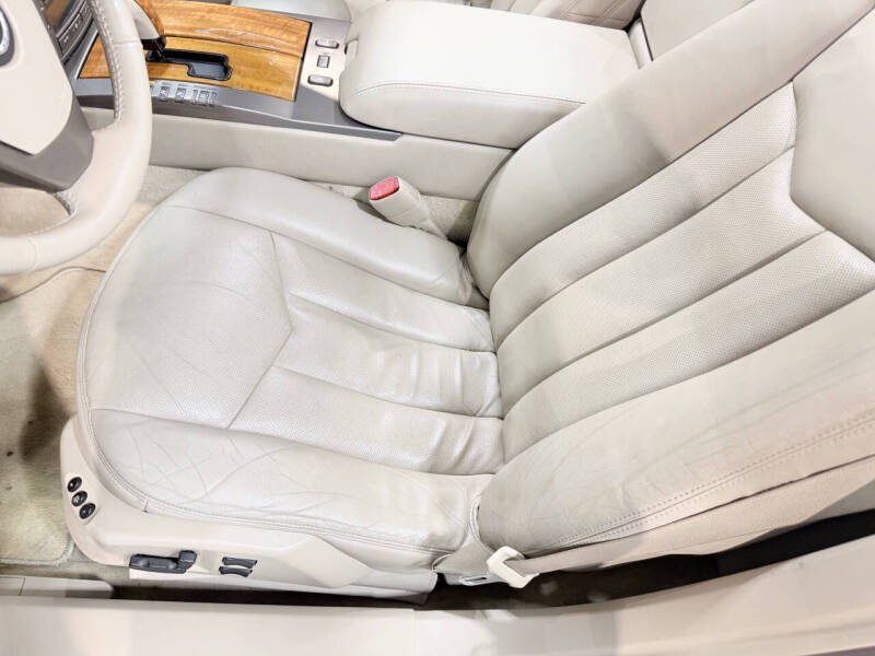 2005 Cadillac XLR
