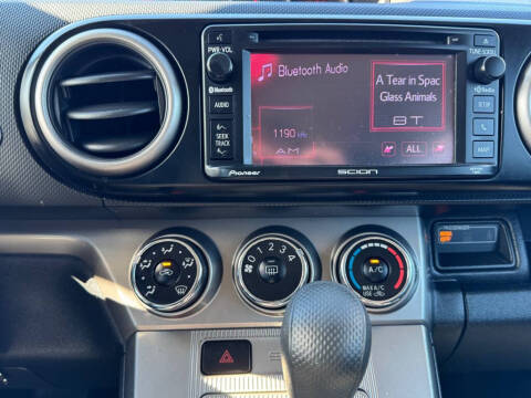 2013 Scion xB