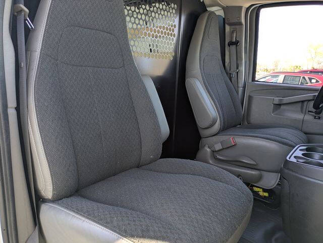 2024 GMC Savana 2500