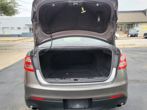 2013 Ford Taurus SEL