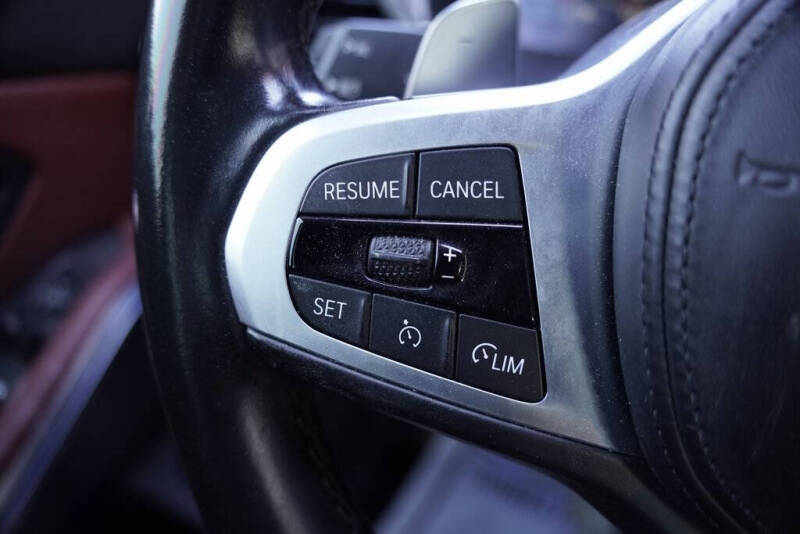 2022 BMW 3 Series 330i