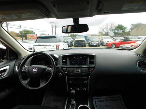 2017 Nissan Pathfinder S