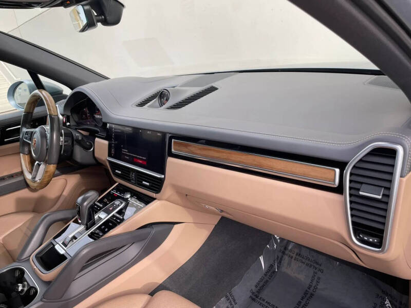 2021 Porsche Cayenne
