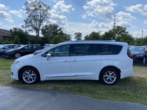 2020 Chrysler Pacifica for sale at Newcombs Auto Sales in Auburn Hills MI