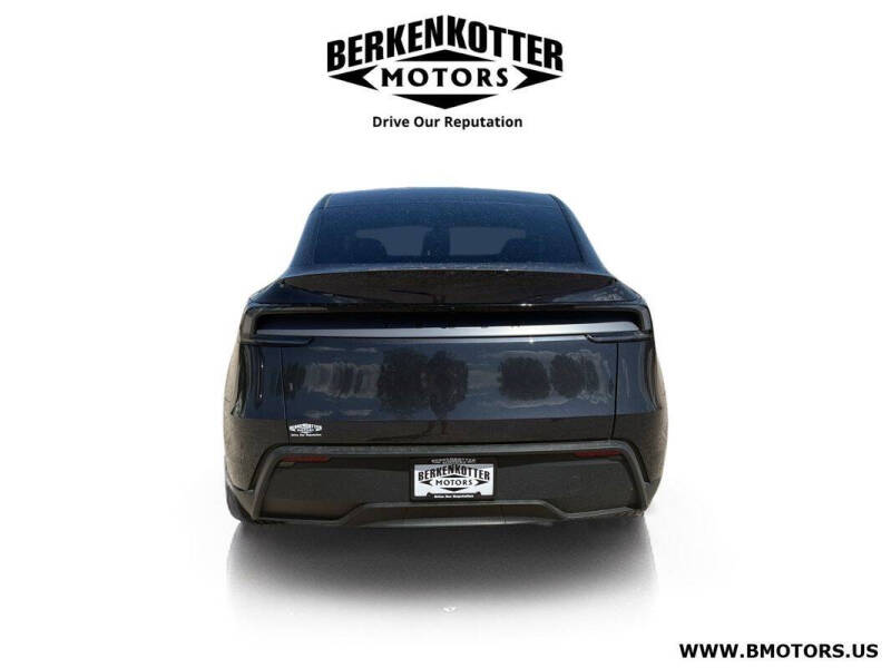 2026 Tesla Model Y Premium