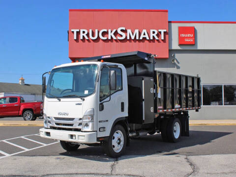 2023 Isuzu NPR-HD