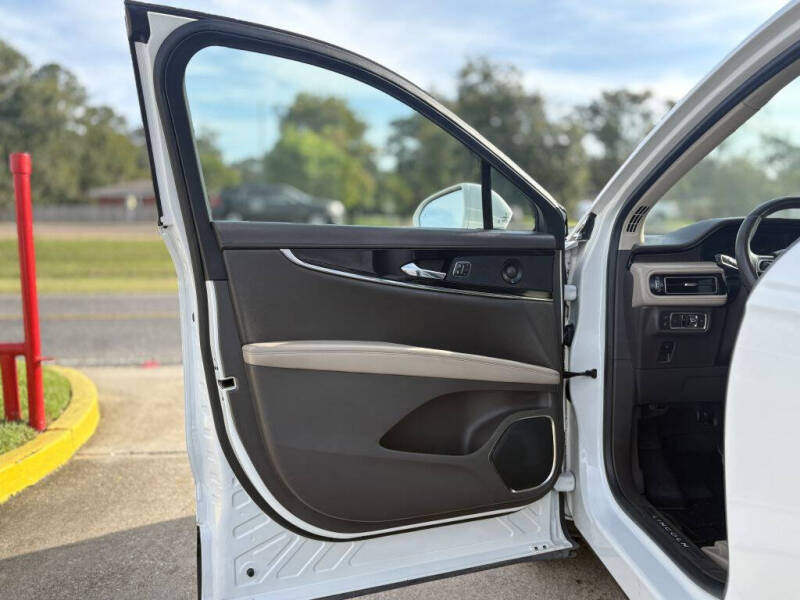 2021 Lincoln Nautilus Reserve