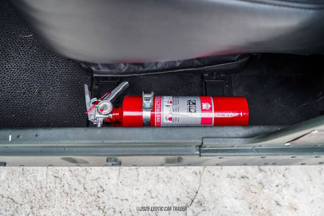 2001 AM General Hummer