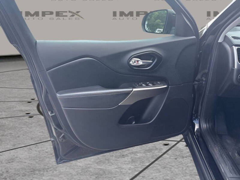 2021 Jeep Cherokee Latitude Plus