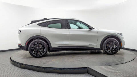 2024 Ford Mustang Mach-E Select