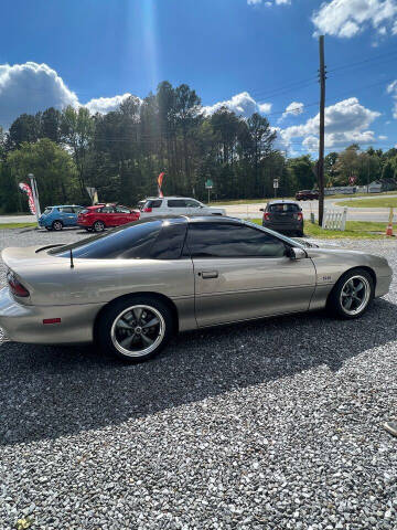 2000 Chevrolet Camaro for sale at Car Trek in Dagsboro DE