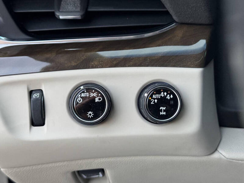 2018 Cadillac Escalade ESV Premium Luxury