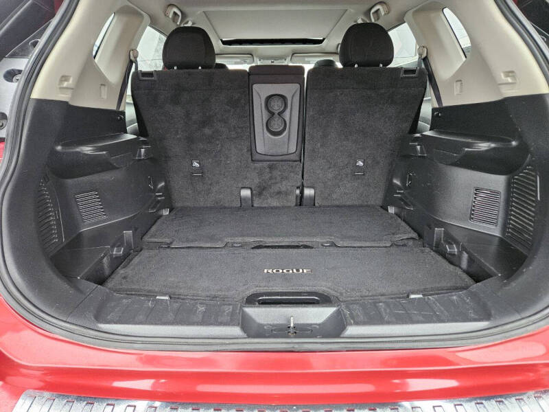 2017 Nissan Rogue SV