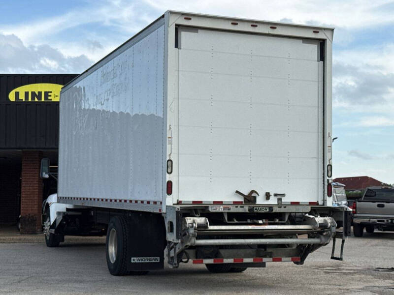2017 Kenworth T270
